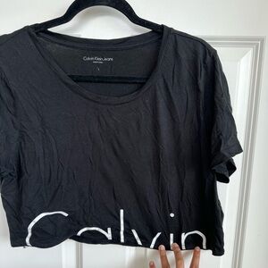 Calvin Klein Jeans | Calvin Cropped Tee | size L | from Urban Outfitters